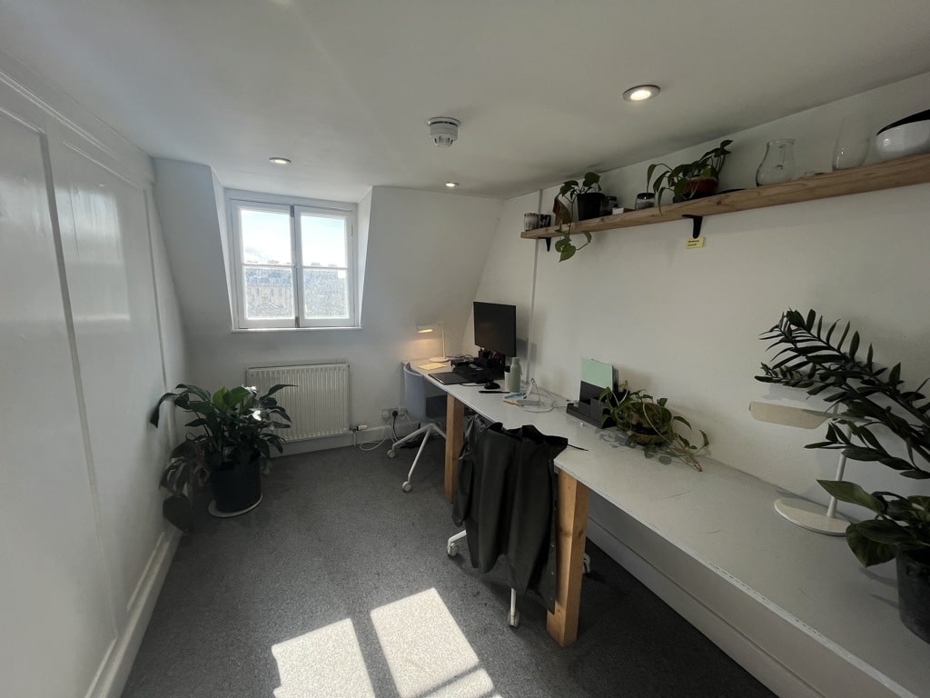 Third Floor Suite 3, 35 Gay Street, Bath, Bath And North East Somerset, BA1 2NT