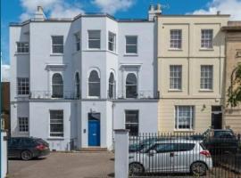 Office 2 Second Floor, Portland House, 4 Albion Street, Cheltenham, Gloucestershire, GL52 2LG